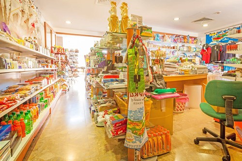 cheap resort hotels to Spend holiday with family