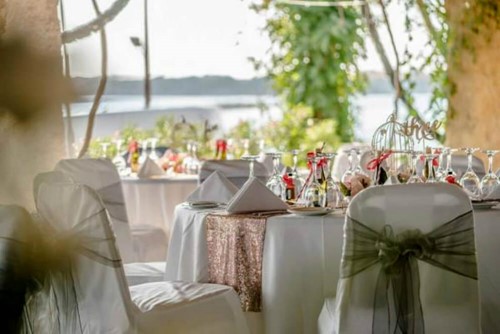 cheap resort hotels to Spend holiday with family