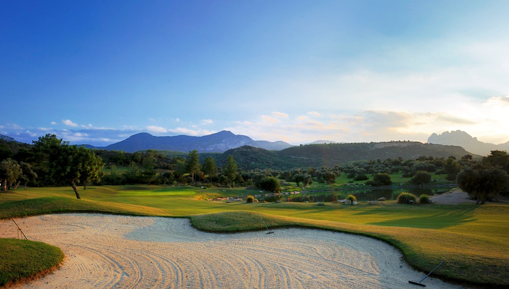 cheap resort hotels to Spend holiday with family