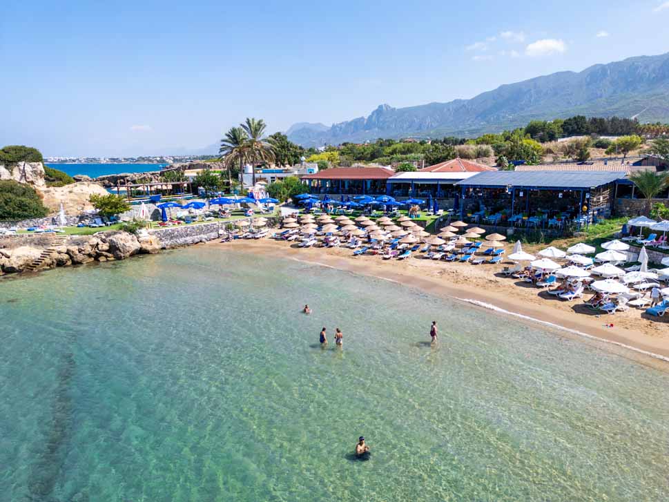 cheap resort hotels to Spend holiday with family