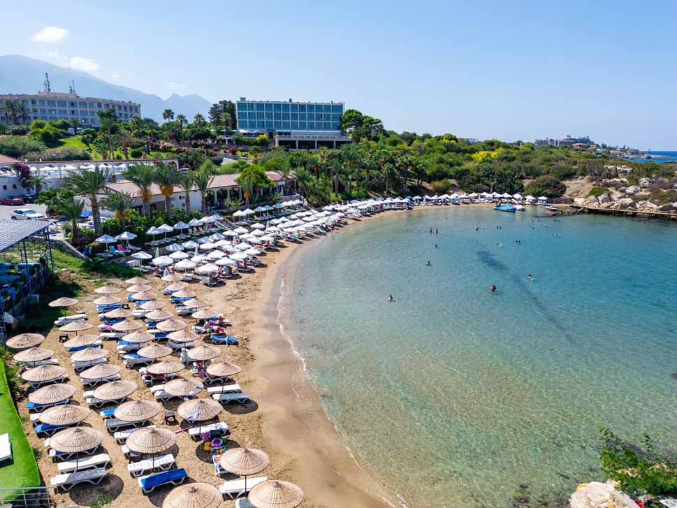 cheap resort hotels to Spend holiday with family