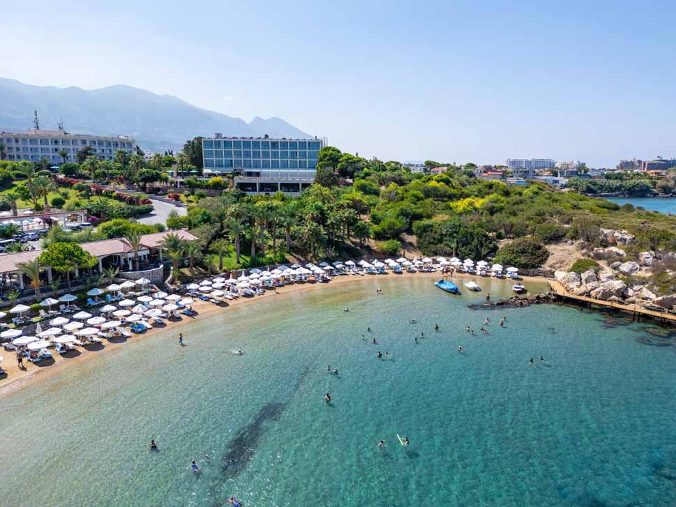 cheap resort hotels to Spend holiday with family