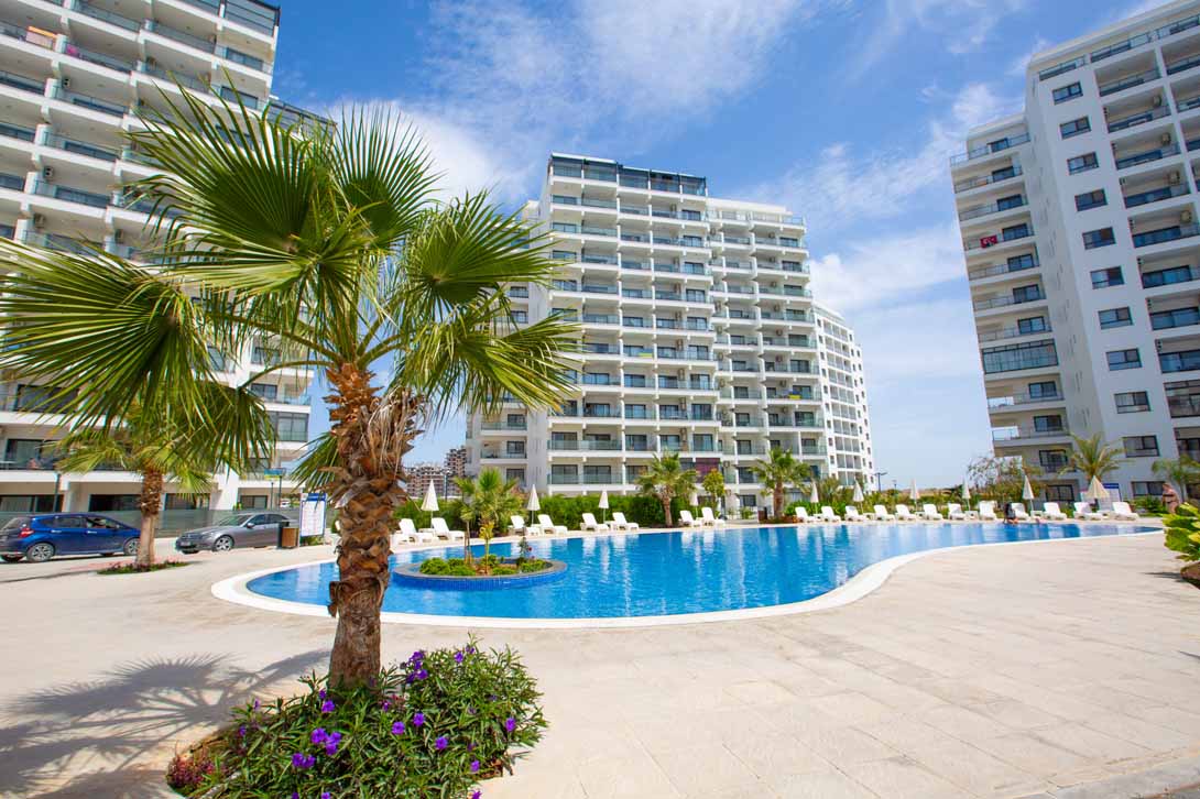 22 caeser resort pool famagusta