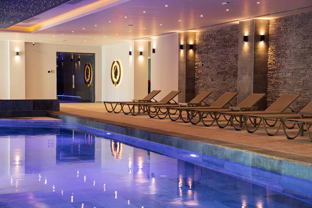 cheap resort hotels to Spend holiday with family