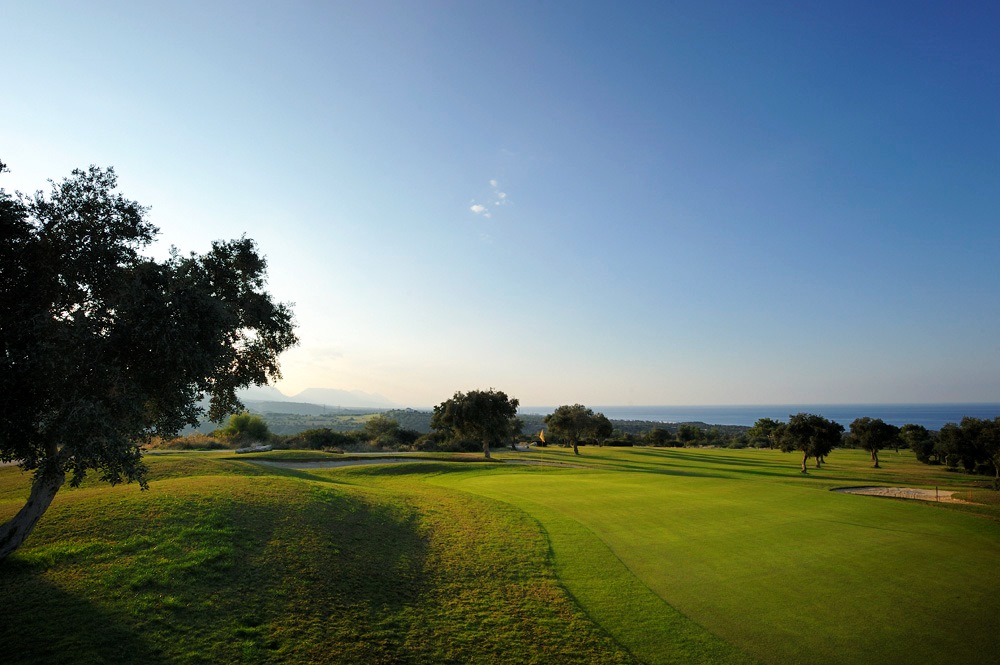 cheap resort hotels to Spend holiday with family