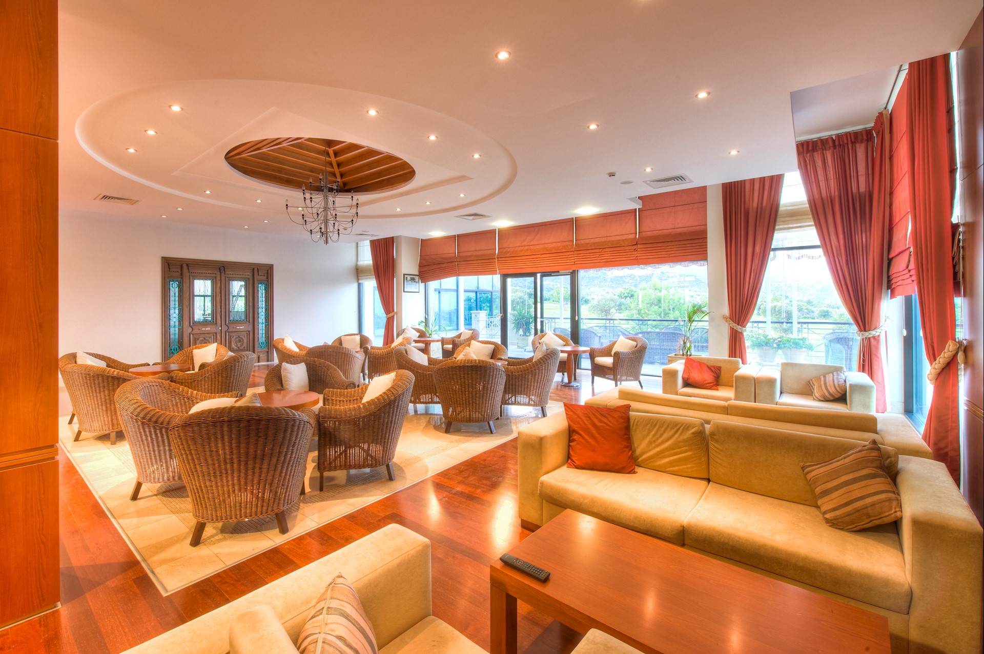 cheap resort hotels to Spend holiday with family