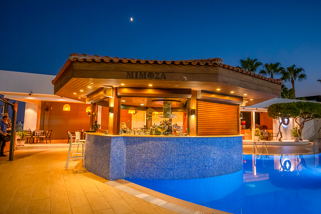 cheap resort hotels to Spend holiday with family