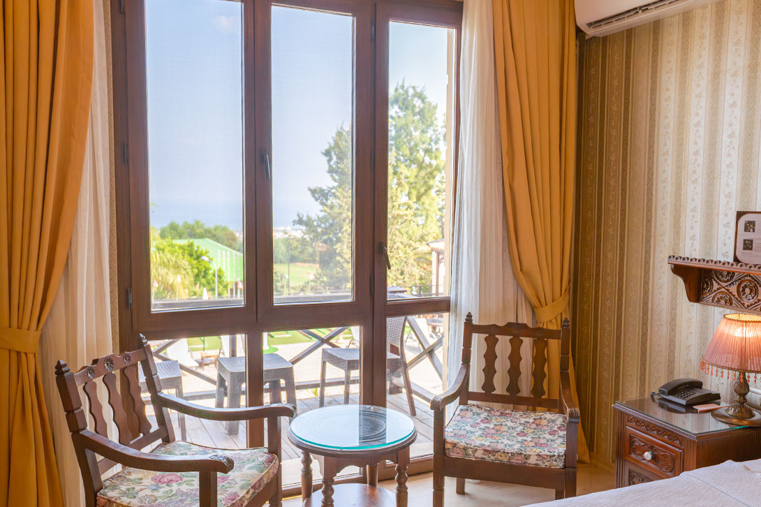 cheap resort hotels to Spend holiday with family