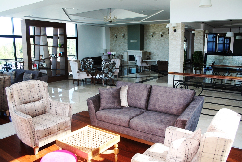 cheap resort hotels to Spend holiday with family