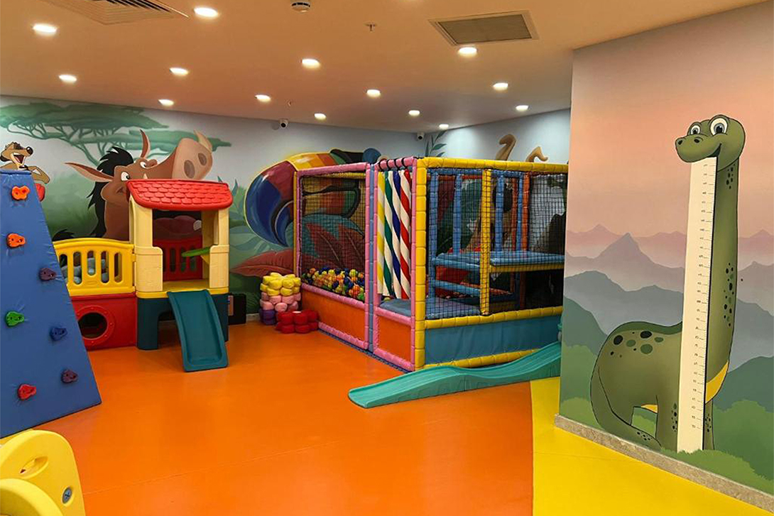 cheap resort hotels to Spend holiday with family