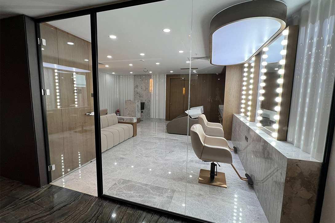 cheap resort hotels to Spend holiday with family