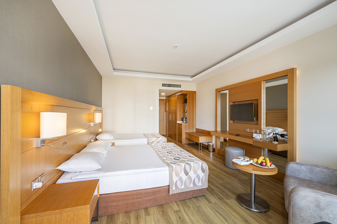 cheap resort hotels to Spend holiday with family