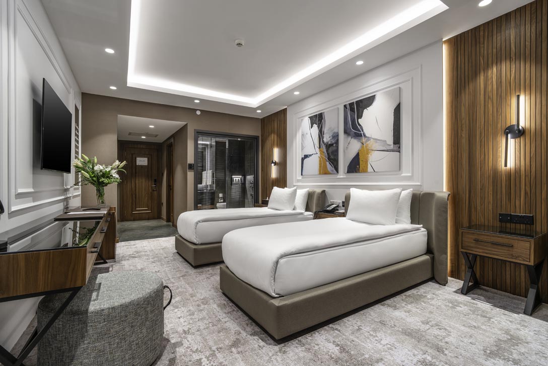 cheap resort hotels to Spend holiday with family