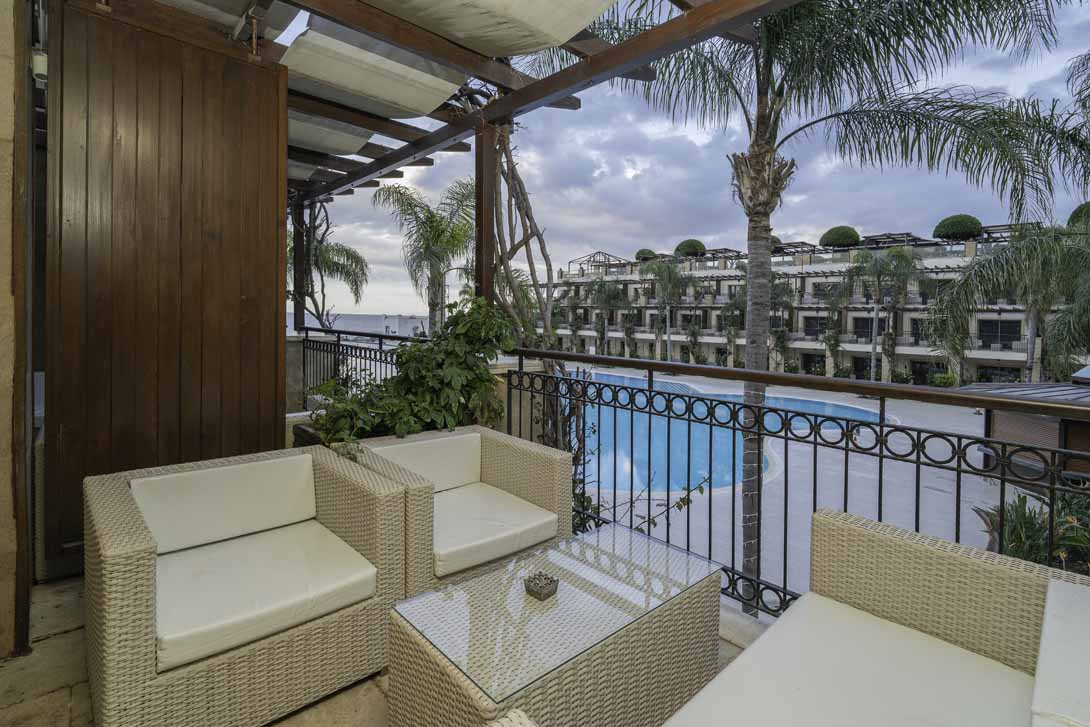 cheap resort hotels to Spend holiday with family