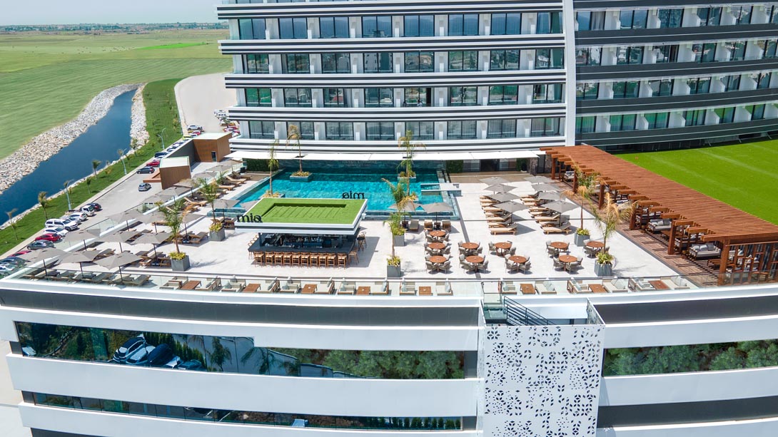 cheap resort hotels to Spend holiday with family