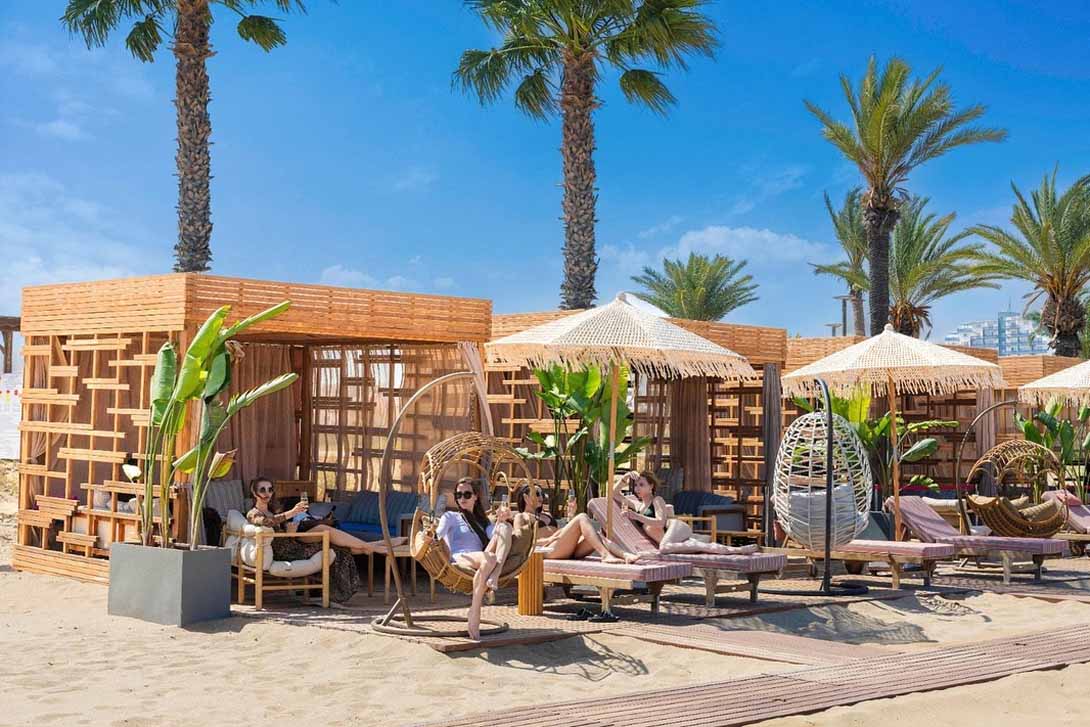 cheap resort hotels to Spend holiday with family