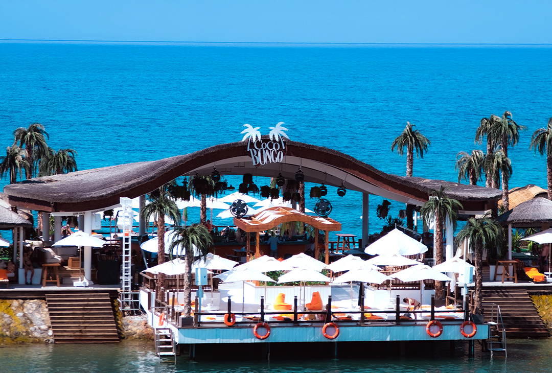 cheap resort hotels to Spend holiday with family