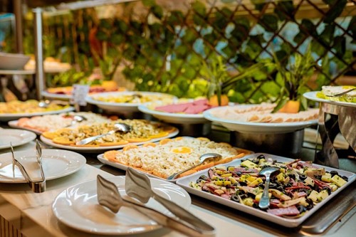 cheap resort hotels to Spend holiday with family