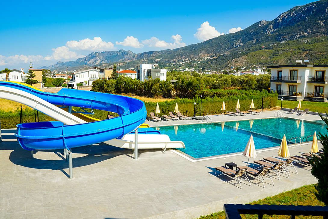 cheap resort hotels to Spend holiday with family