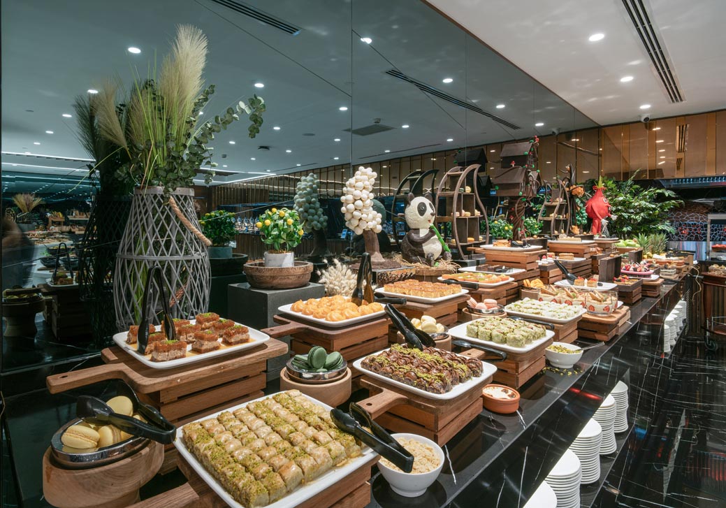 cheap resort hotels to Spend holiday with family