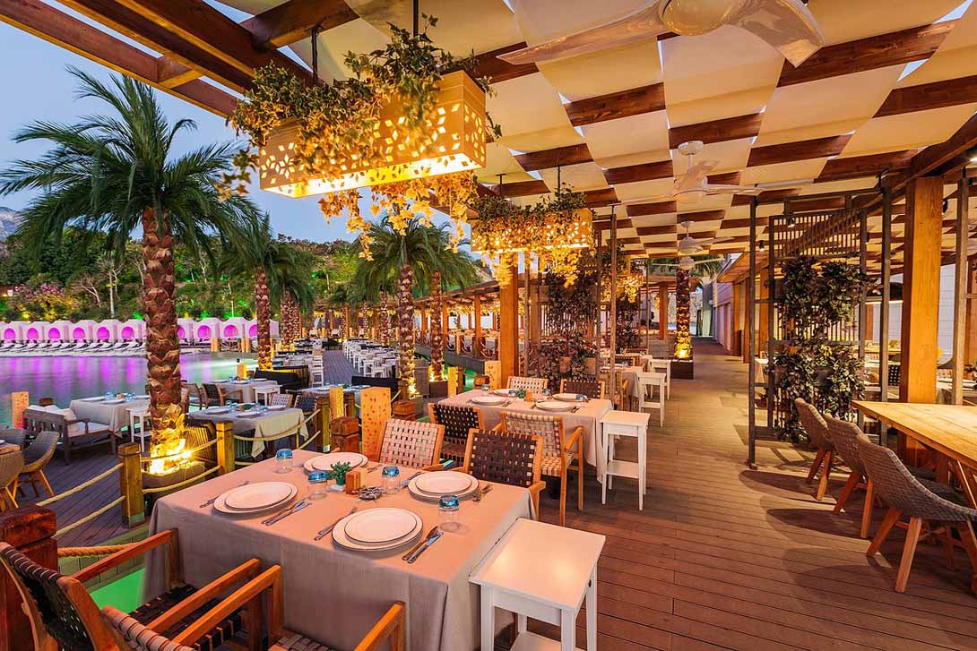 cheap resort hotels to Spend holiday with family