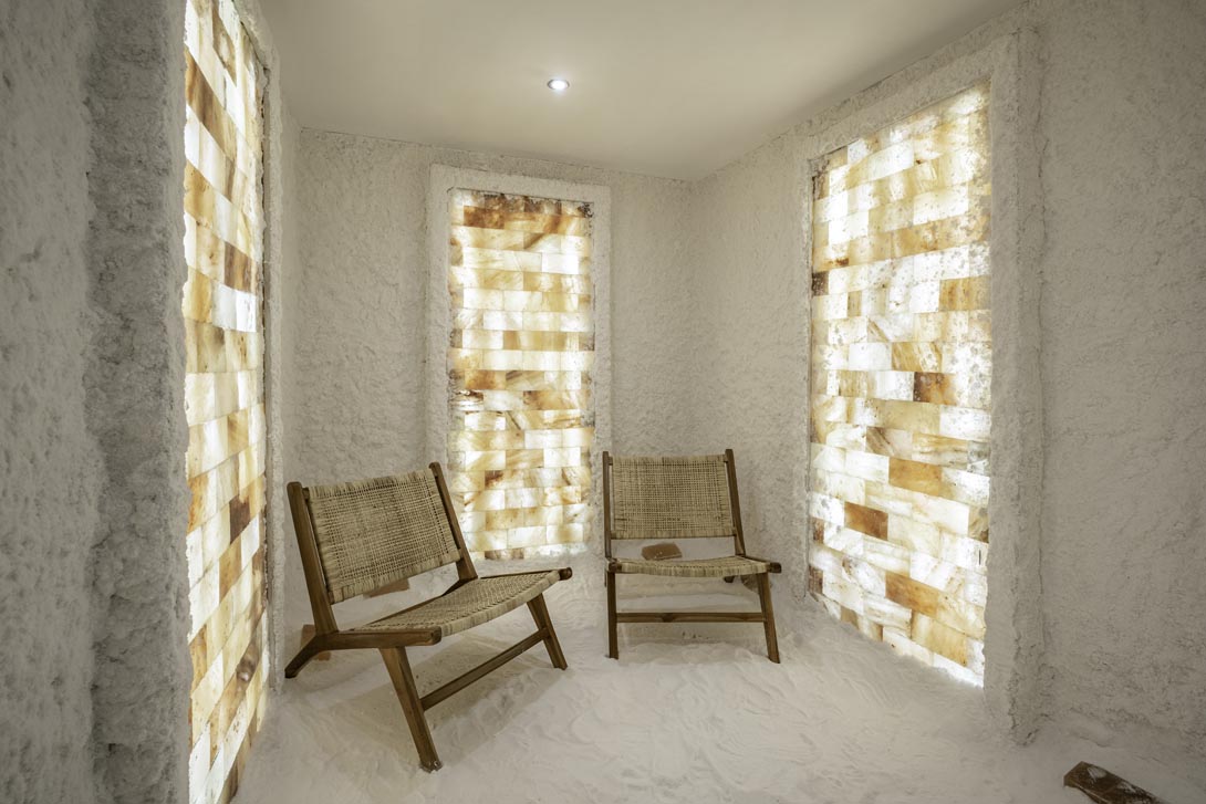 cheap resort hotels to Spend holiday with family