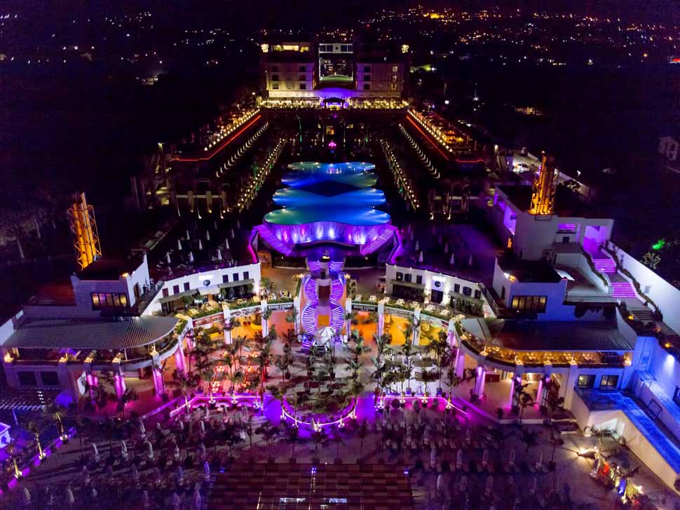 cheap resort hotels to Spend holiday with family