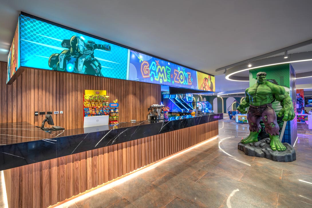 cheap resort hotels to Spend holiday with family