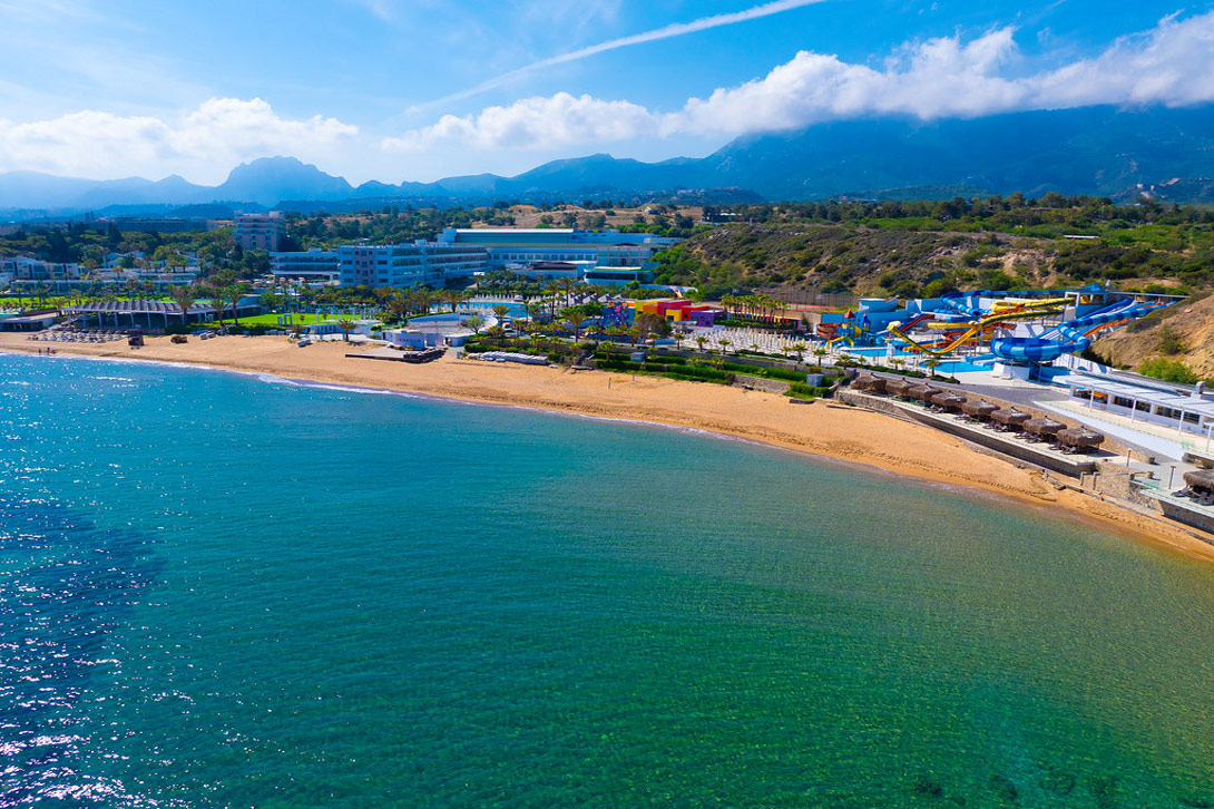 cheap resort hotels to Spend holiday with family