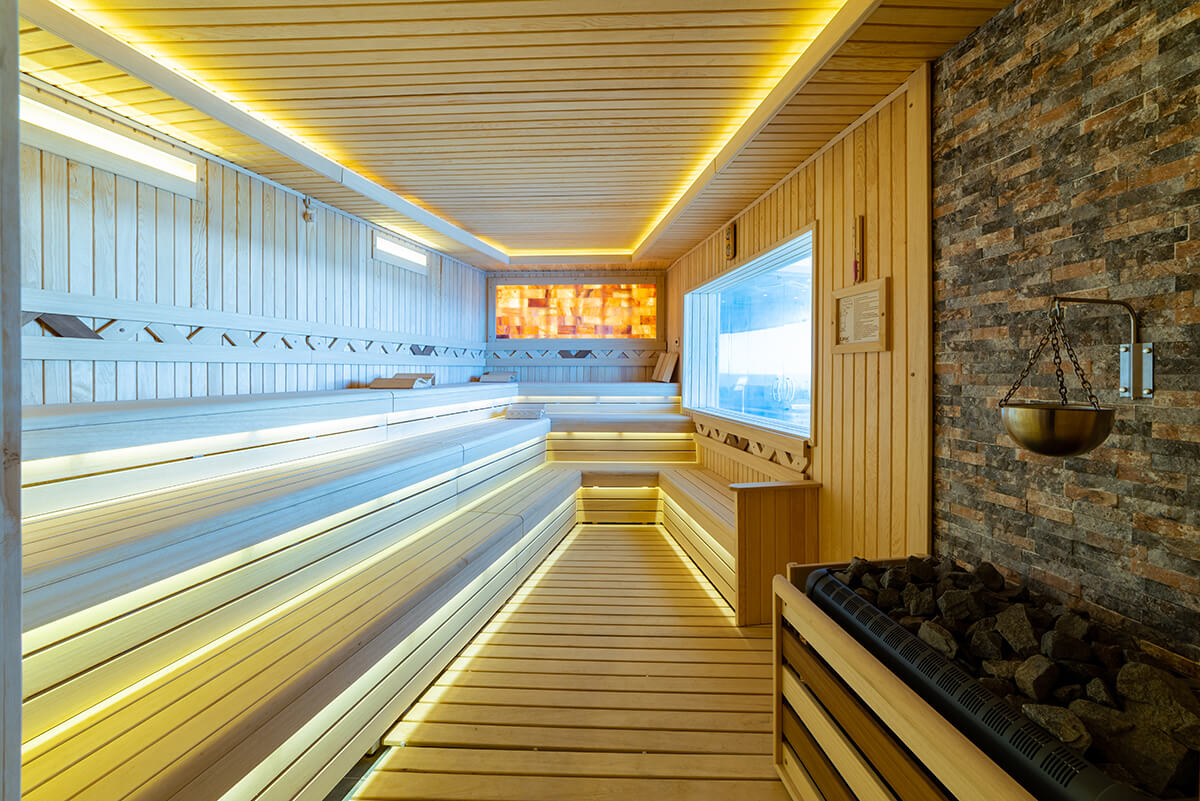 cheap resort hotels to Spend holiday with family