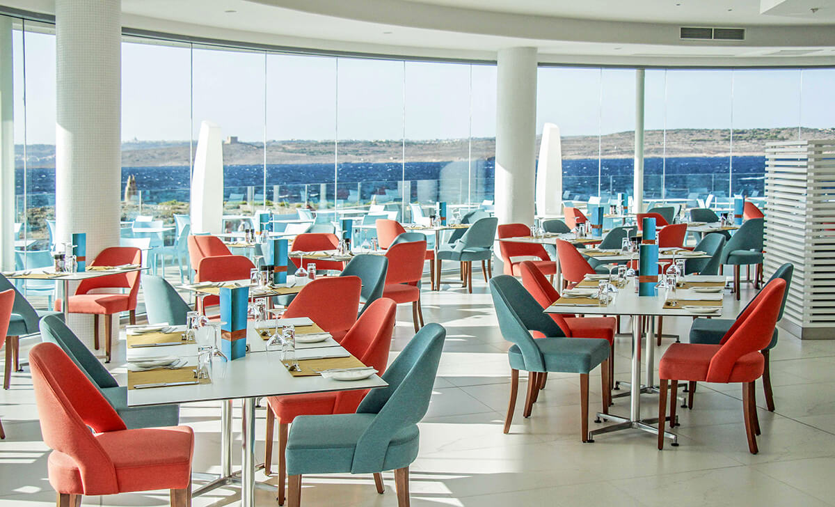 cheap resort hotels to Spend holiday with family