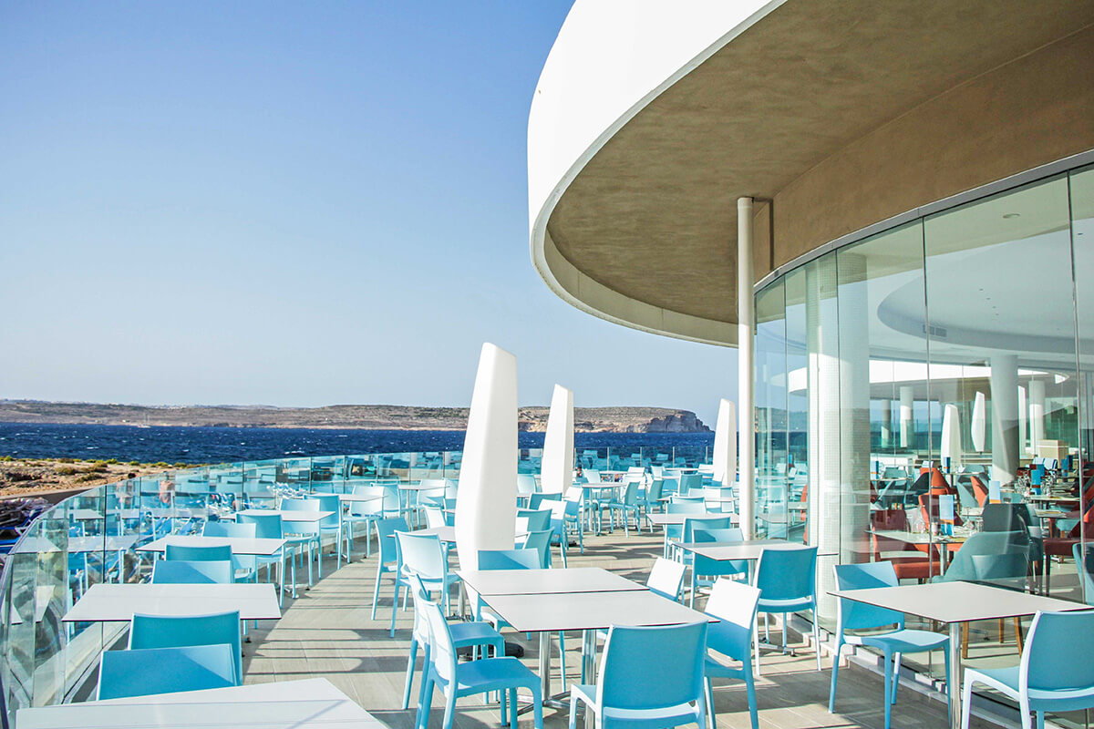 cheap resort hotels to Spend holiday with family