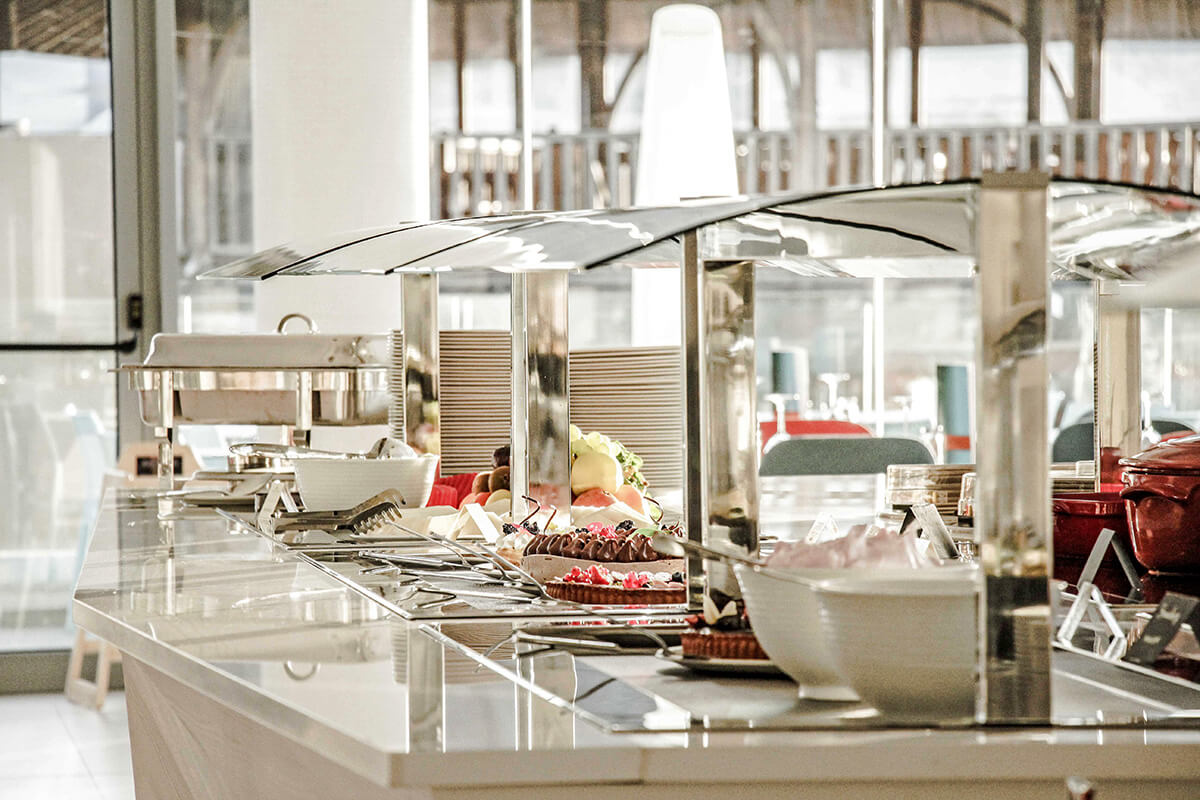 cheap resort hotels to Spend holiday with family