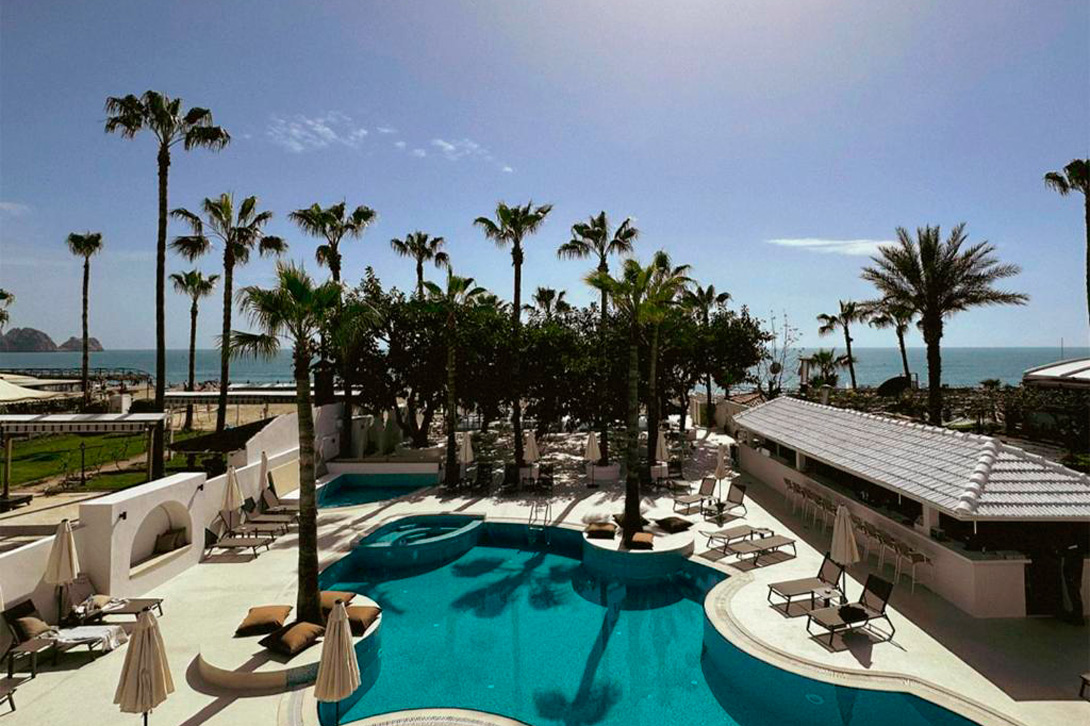 cheap resort hotels to Spend holiday with family