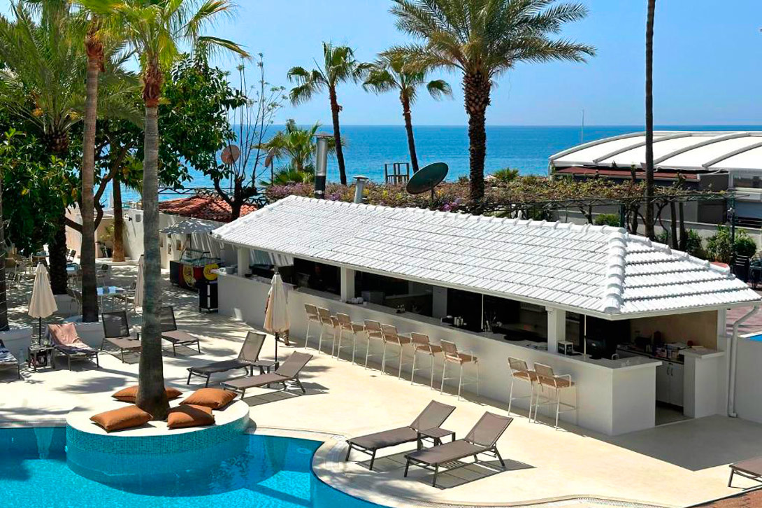 cheap resort hotels to Spend holiday with family