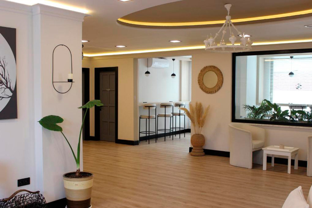 cheap resort hotels to Spend holiday with family