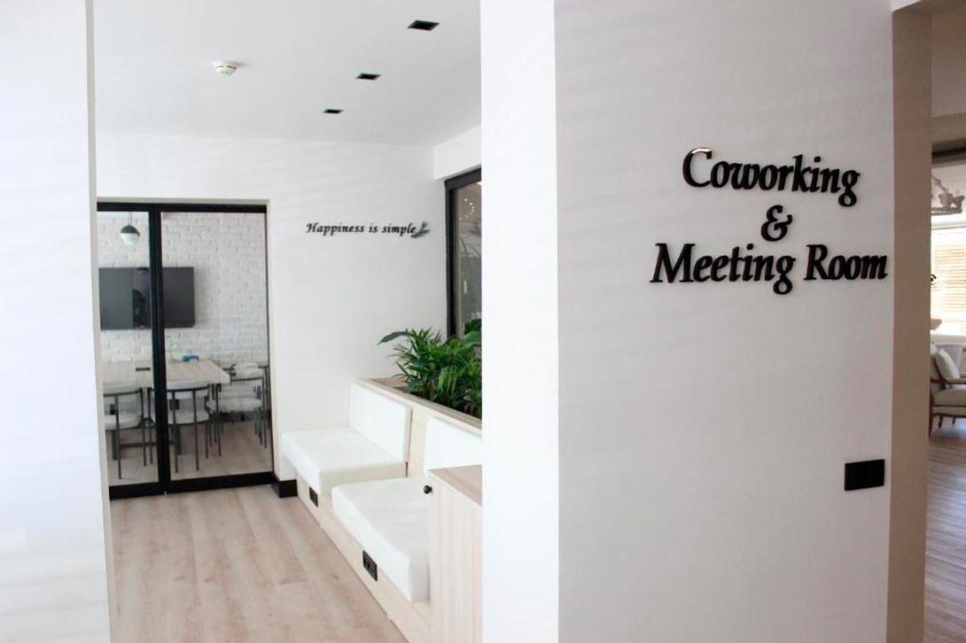 cheap resort hotels to Spend holiday with family