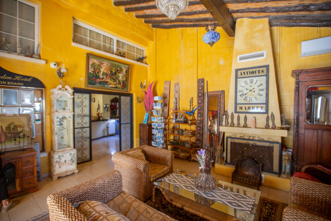 cheap resort hotels to Spend holiday with family