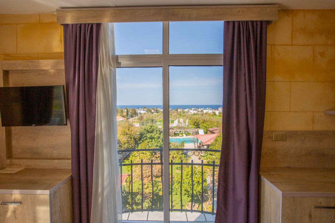 cheap resort hotels to Spend holiday with family