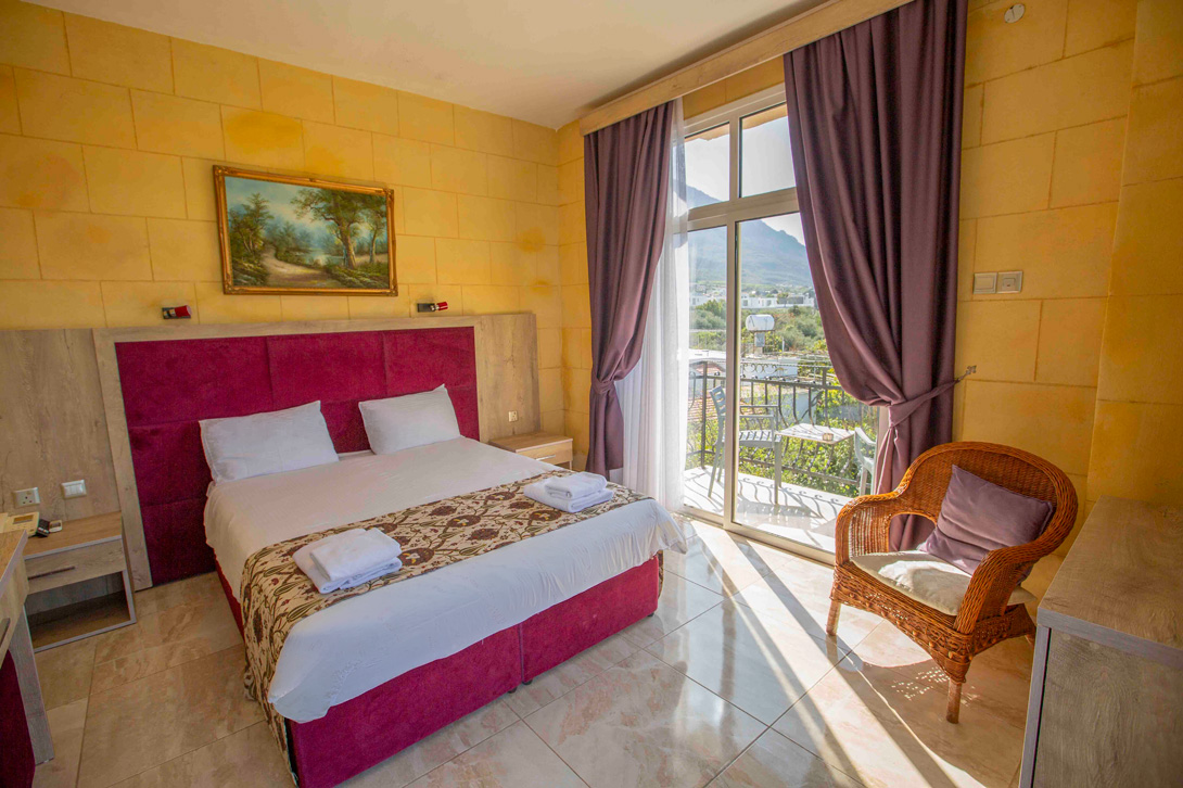 cheap resort hotels to Spend holiday with family