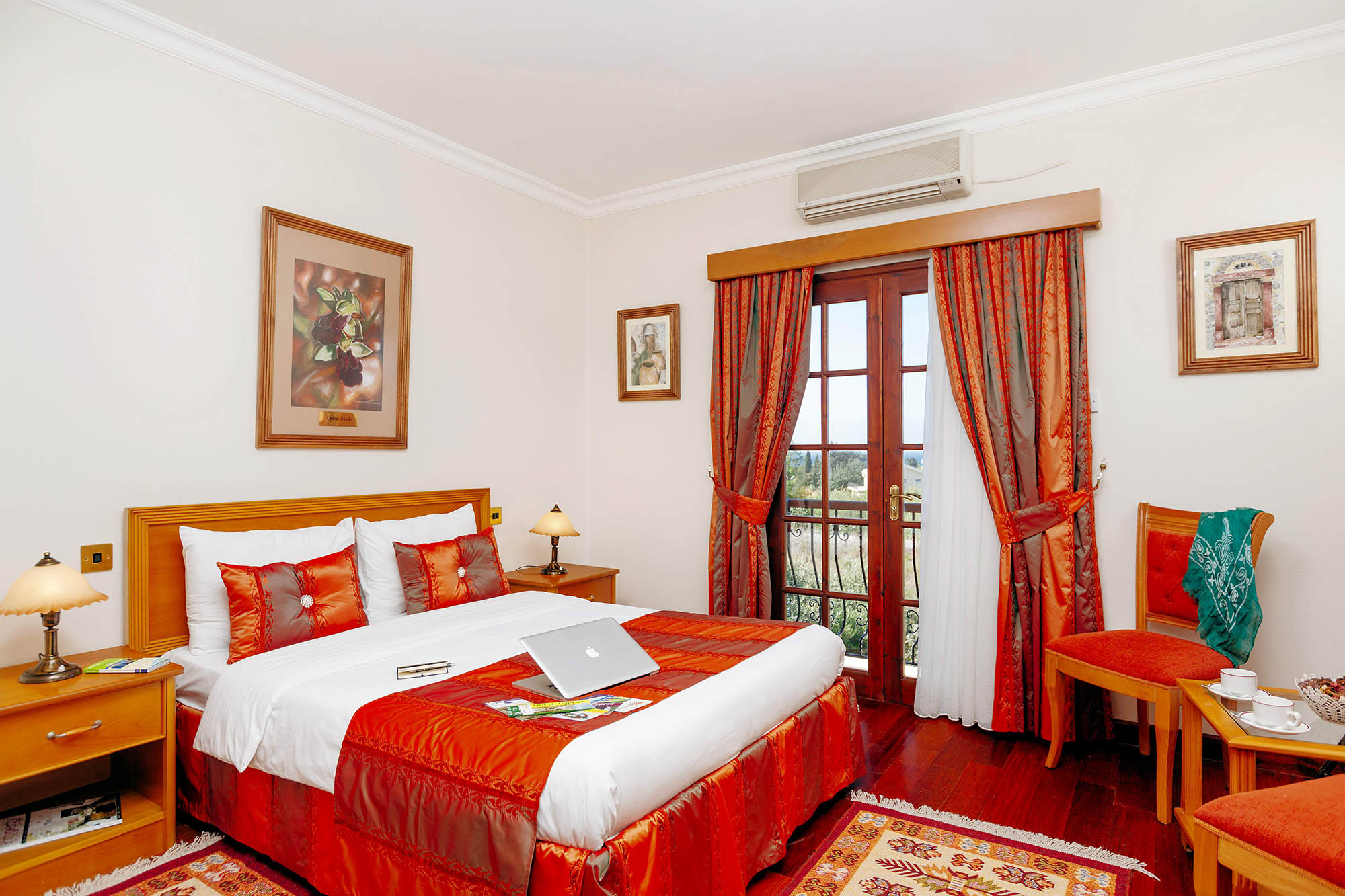 cheap resort hotels to Spend holiday with family