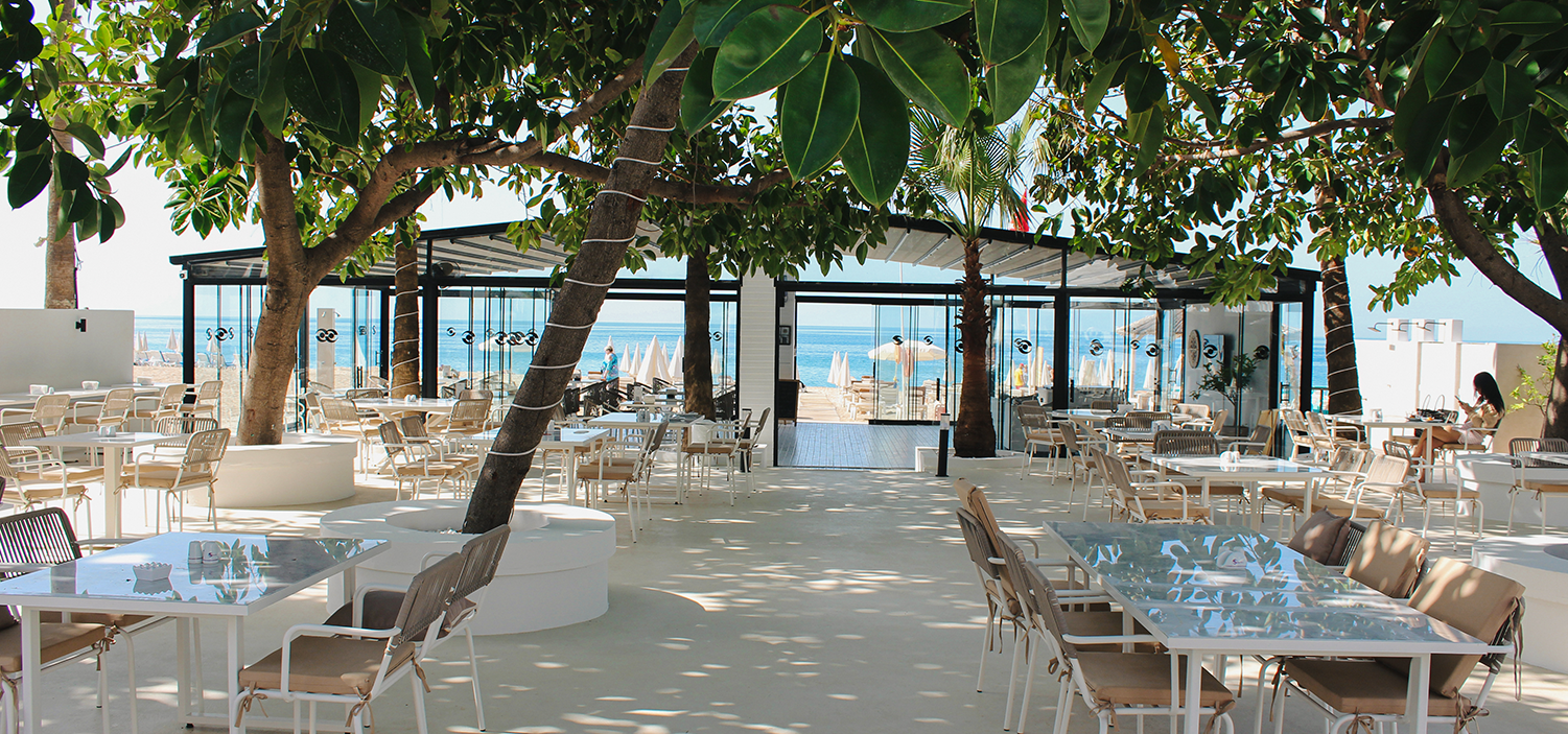 cheap resort hotels to Spend holiday with family