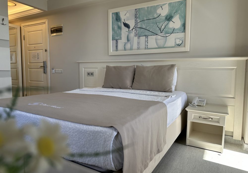 cheap resort hotels to Spend holiday with family