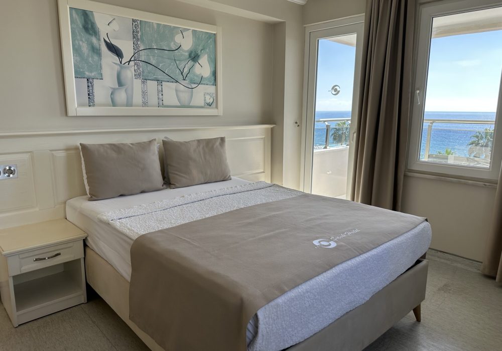 cheap resort hotels to Spend holiday with family