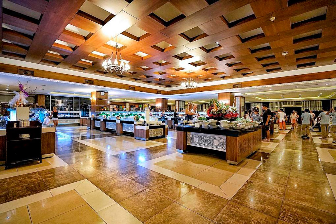 cheap resort hotels to Spend holiday with family