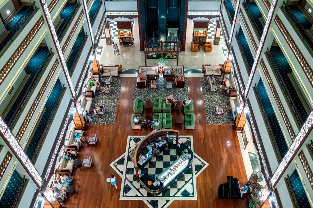 cheap resort hotels to Spend holiday with family