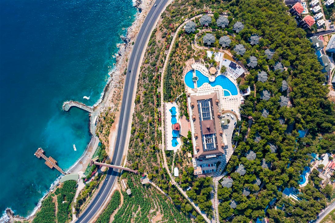 cheap resort hotels to Spend holiday with family