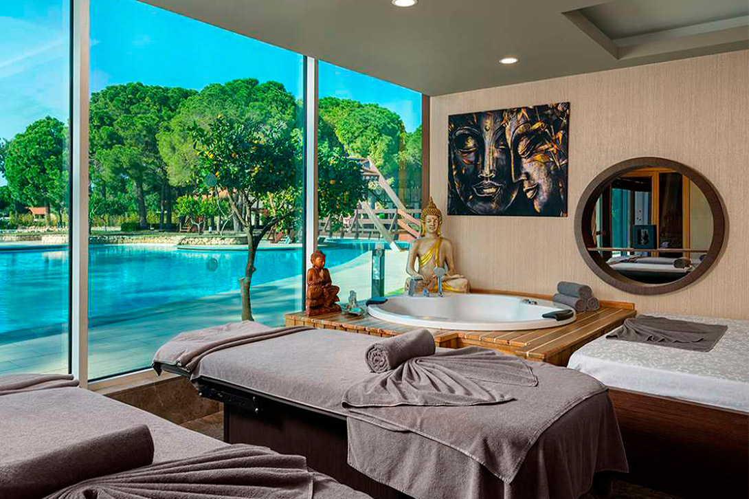 cheap resort hotels to Spend holiday with family