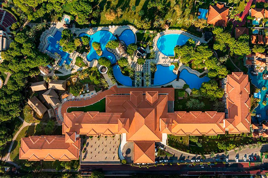 cheap resort hotels to Spend holiday with family