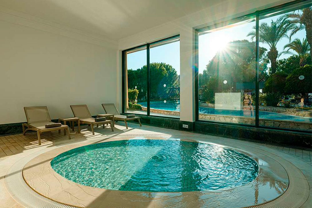 cheap resort hotels to Spend holiday with family